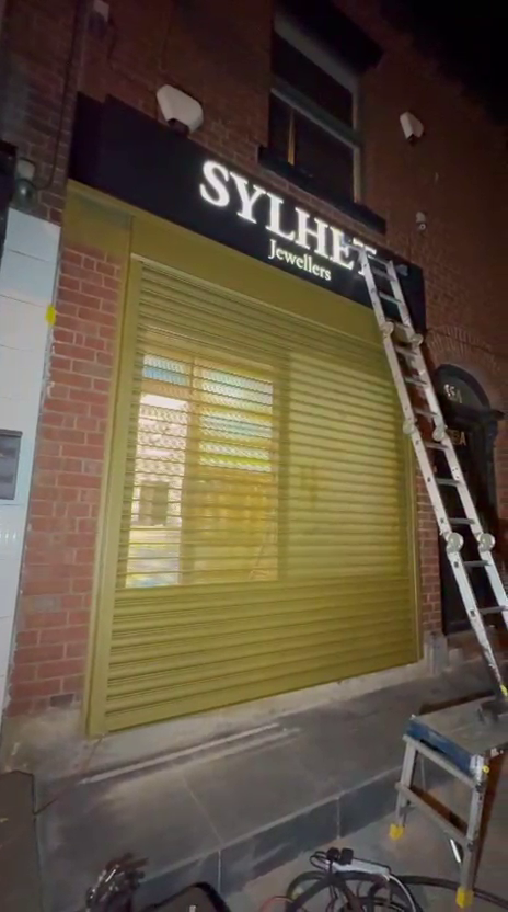 Commercial shop front spraying Manchester