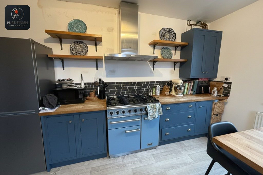 After kitchen respraying – factory-quality finish